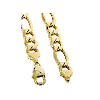 10K Yellow Gold Semi-Solid Figaro Chain, detail shot