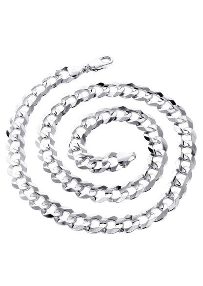 White gold Cuban curb link chain, detail view