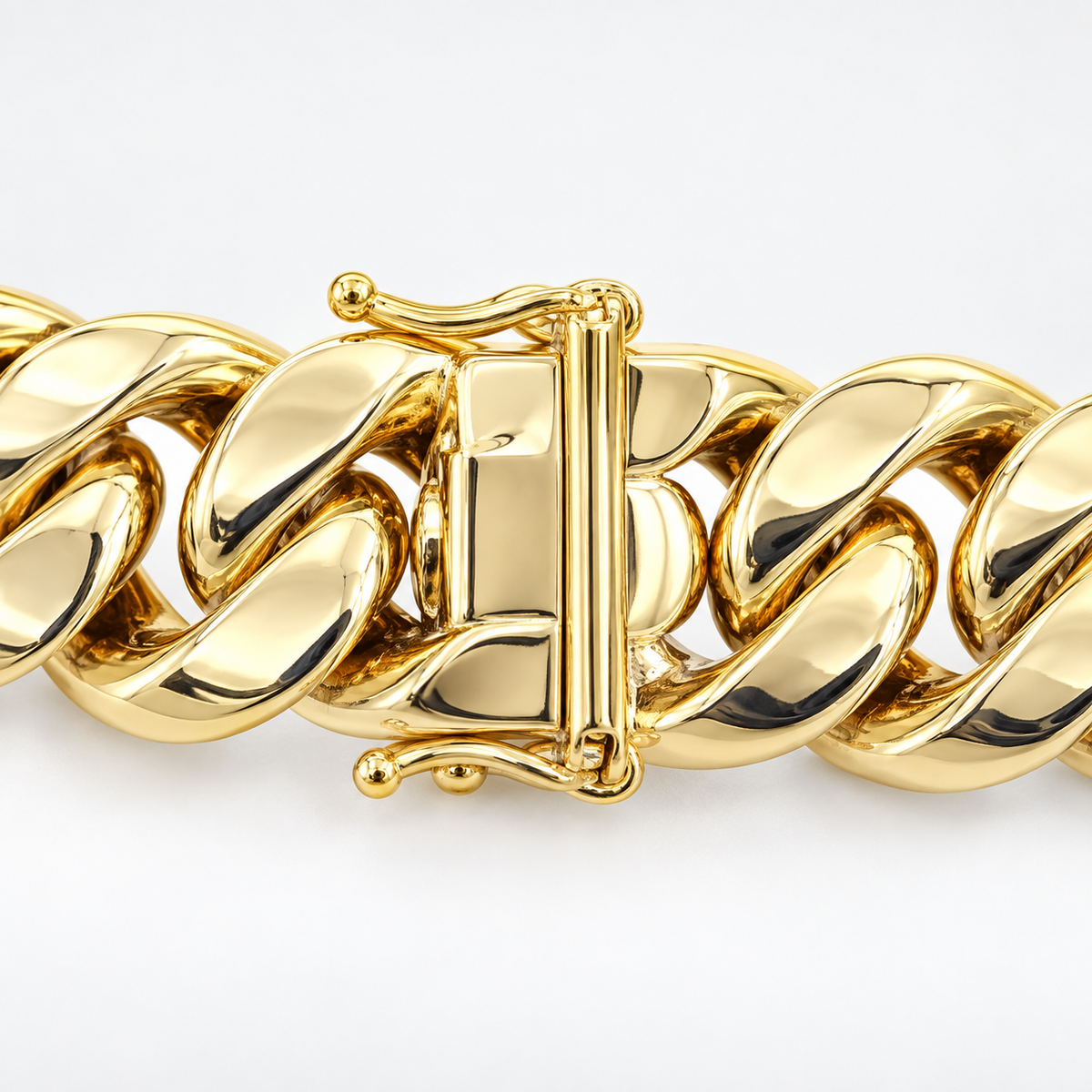 Yellow gold Miami Cuban link bracelet, alternate view